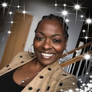 Meet your Posher, Deborah